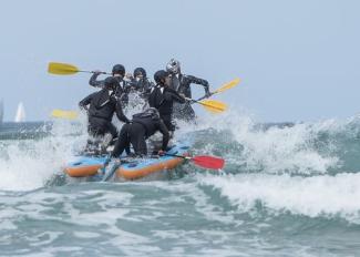 Wave rafting